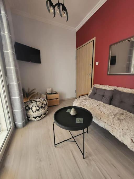 Under The Hill Apartment Athena Bagian luar foto